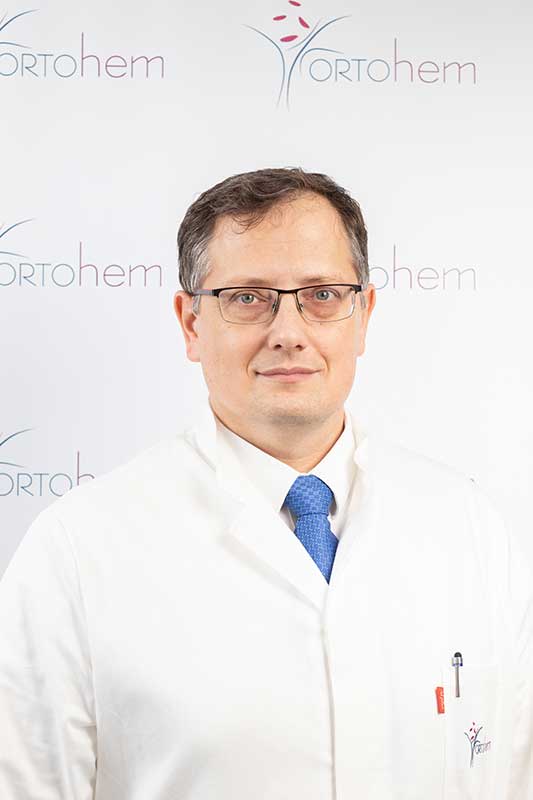 Izv. prof. prim. dr. sc. Tomislav Smoljanović